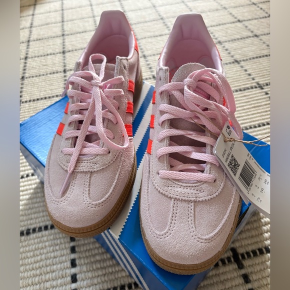 adidas Handball Spezial Pink Suede Sneakers with Orange Stripes Size 7.5 - Picture 2 of 7